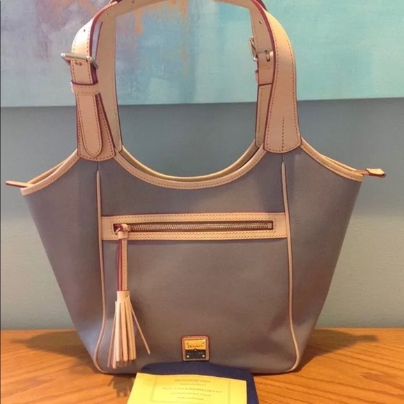 dooney and bourke maddie